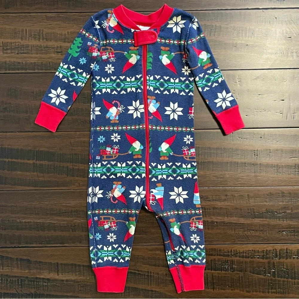 Hanna Andersson Gnome Print Holiday Sleeper Pajamas